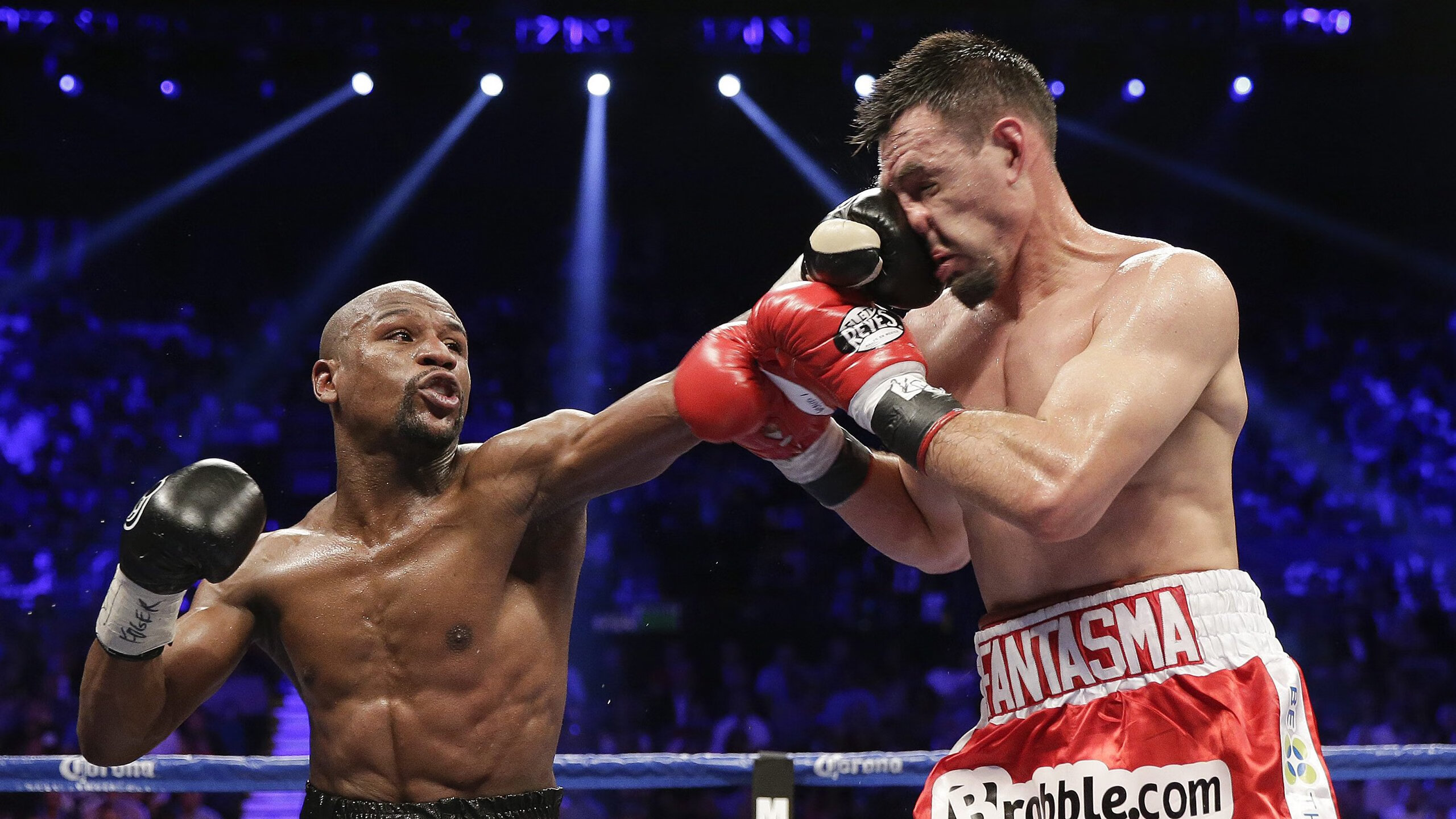 李娜携女儿亮相温网场边，李娜女儿叫什么名字